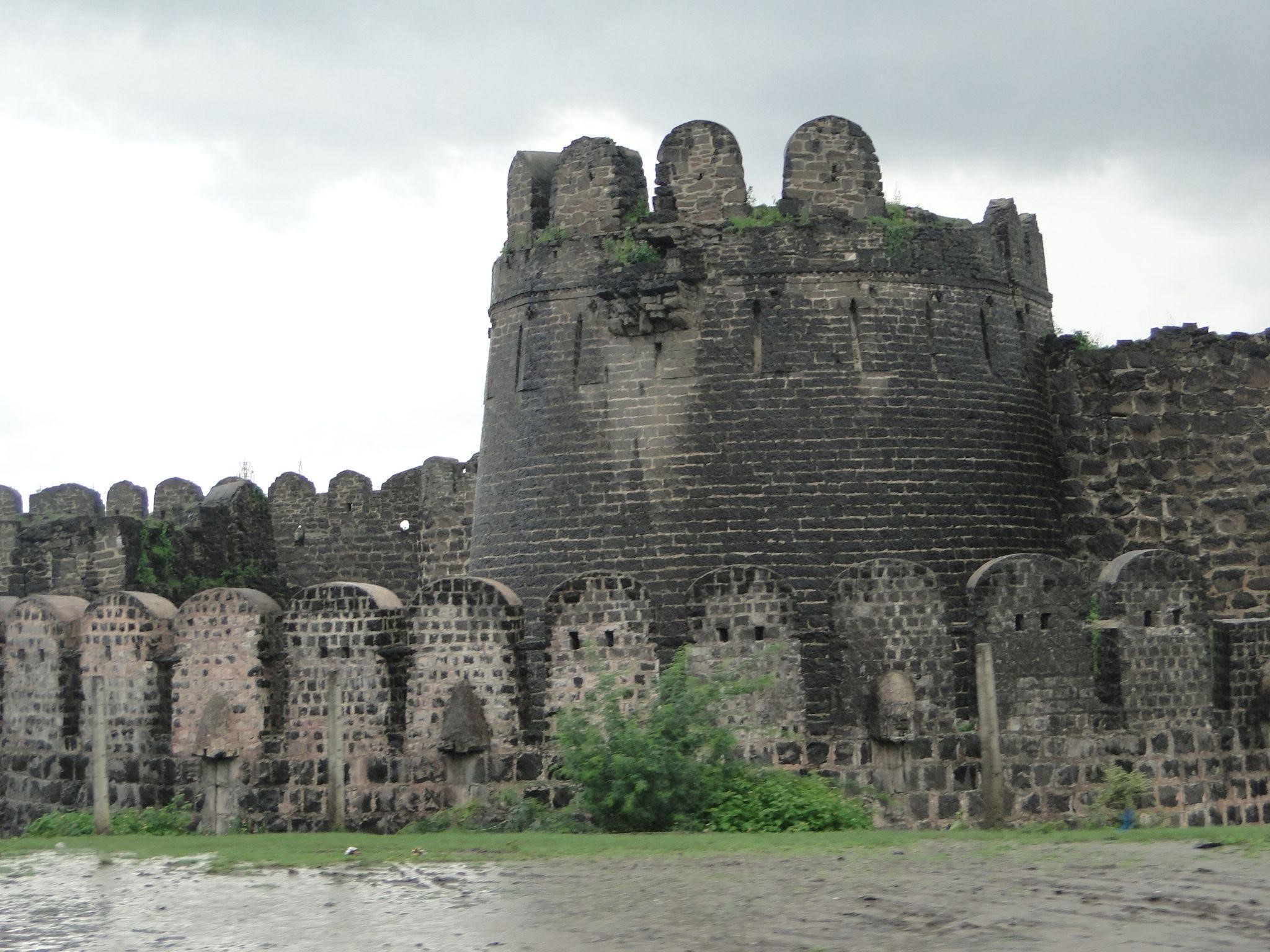 The Gulbarga fort: an old yet awe-inspiring structure