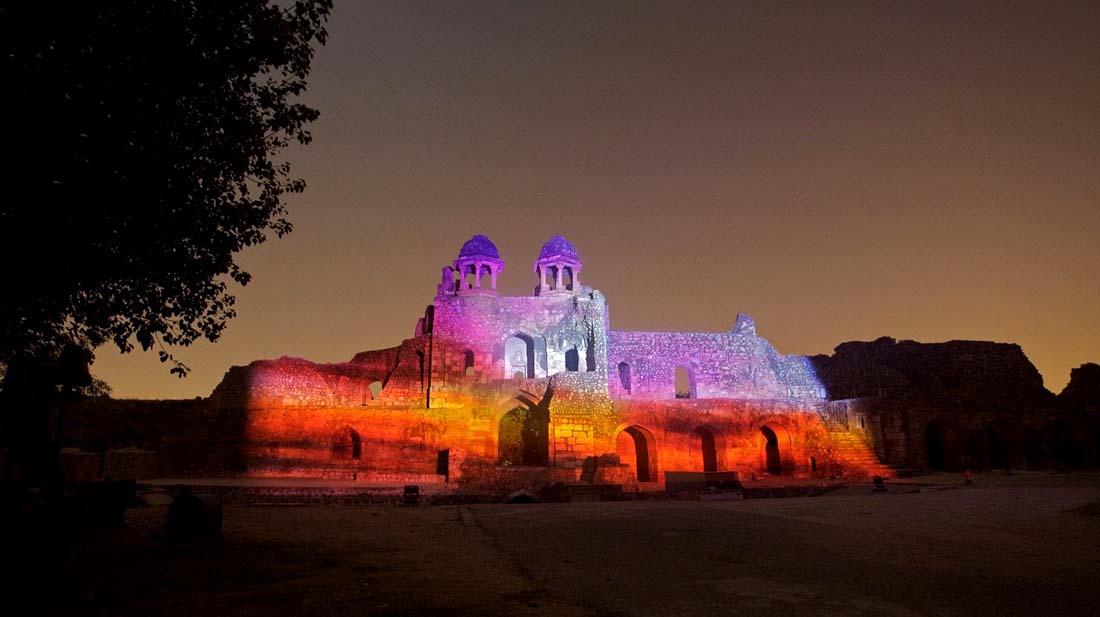 The sound and light show at the Purana Qila. Image Source: Flickr